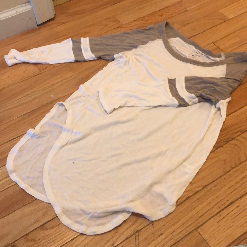 Thin baseball tee